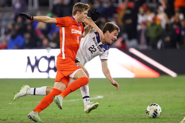 比赛期间保 比赛期间保